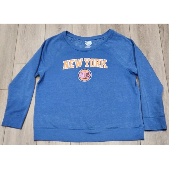 NBA New York NY Nicks Basketball Women's Sweatshirt Size XL - Picture 1 of 5